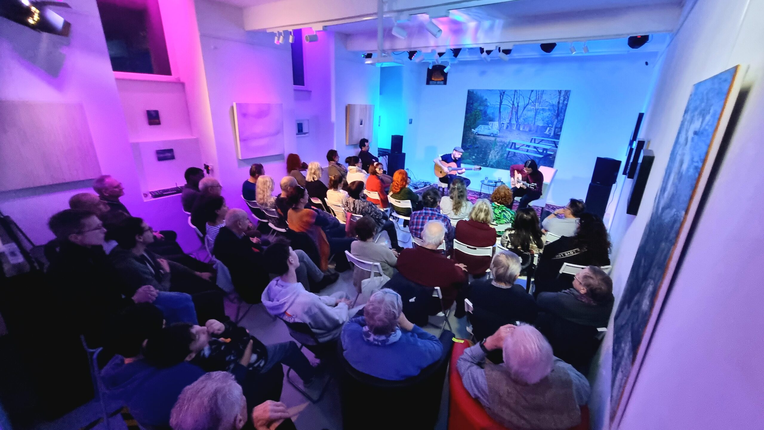 Konzertaufnahme im Rahmen von MoA Live im Februar 2025, featuring Gonzalo Manrique und Ignacio Giovanetti.